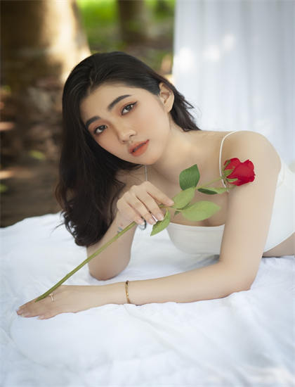 草莓国产视频免费观看_亲爱的老师3中字播放_诛仙3在线观看免费